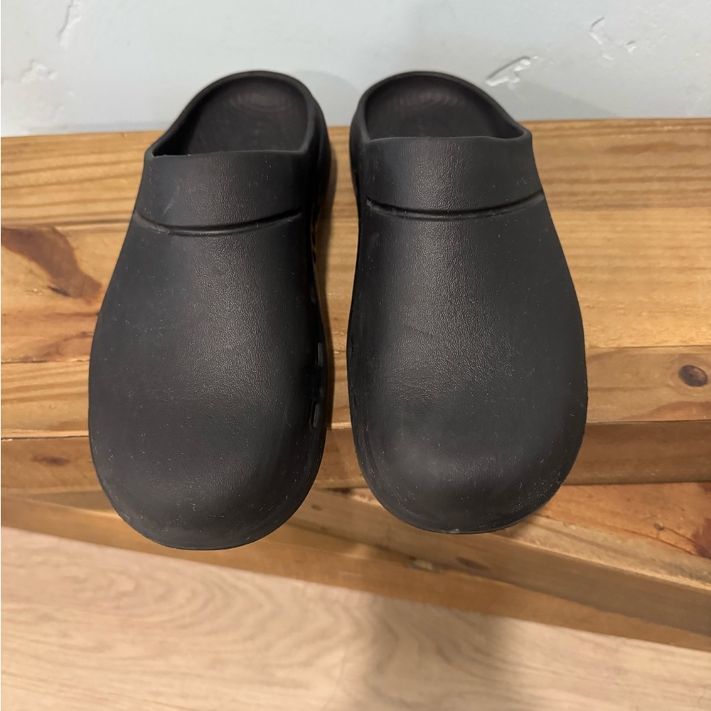 Oofos Oocloog Slides